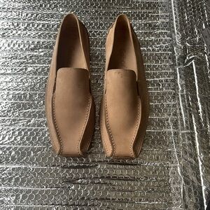 Gabor woman’s Tan Loafers